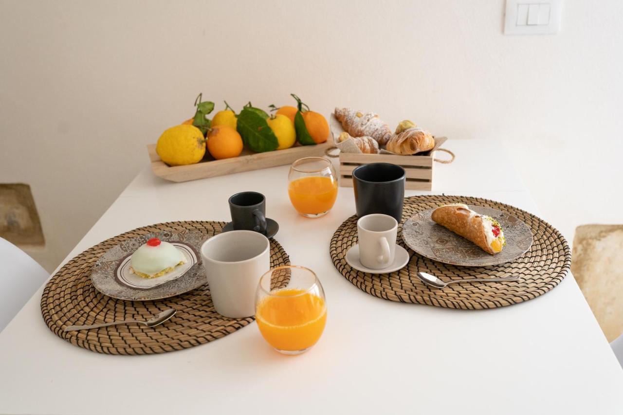 Ma-Ri House Apartment Syracuse Luaran gambar